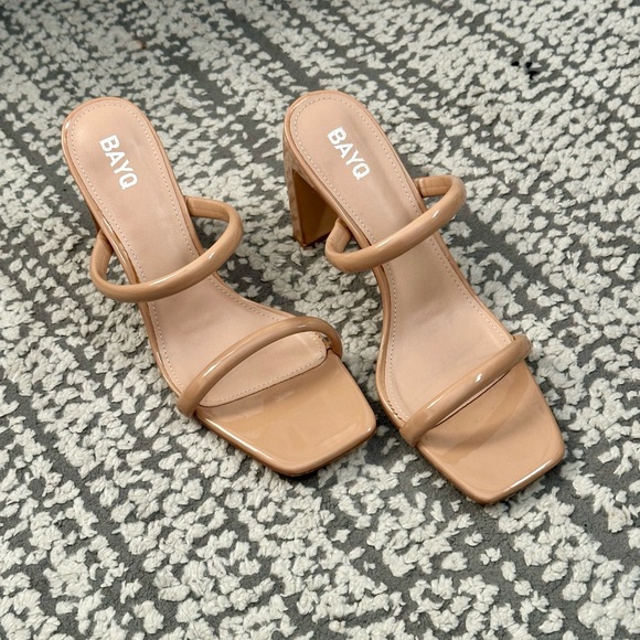 Women's Nude Strappy Sandals - Picture 2 of 7